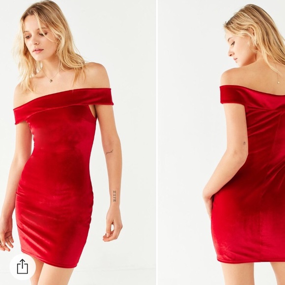 NWT Velvet Red Valentine Dress Bodycon Tight Off Shoulder - Picture 4 of 4